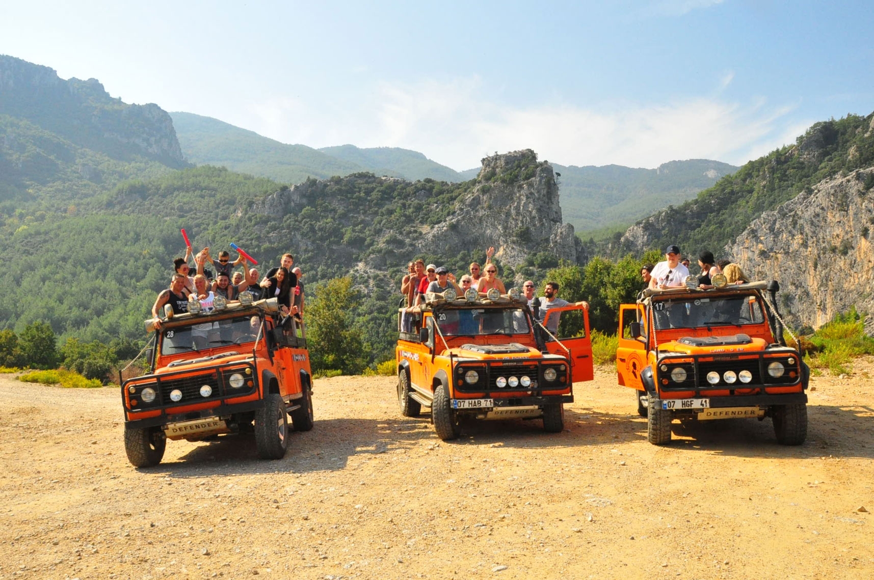 JEEP SAFARI W KEMER